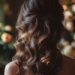 Inspirez-vous des célébrités pour votre coiffure de mariage avec cheveux mi-longs détachés