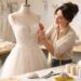 découvrez comment réussir votre projet de robe de mariée sur-mesure avec une couturière experte. conseils personnalisés pour une création unique et parfaite.