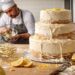 découvrez les principales erreurs à éviter lors de la préparation d'un wedding cake au citron pour réussir un gâteau de mariage délicieux et parfaitement décoré.