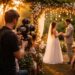 engagez un vidéaste professionnel pour capturer chaque moment précieux de votre mariage et créer un souvenir unique et inoubliable.
